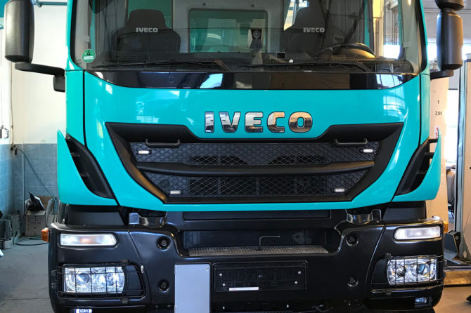 Iveco Trakker AD260T45